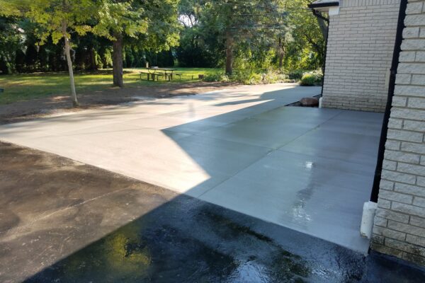 Transform Your Yard: Top Ways Hardscaping Elevates Outdoor Living in Oakland County,MI