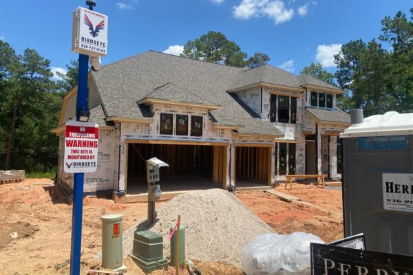 Spotlight on Safety: How to Choose the Perfect Construction Site Camera